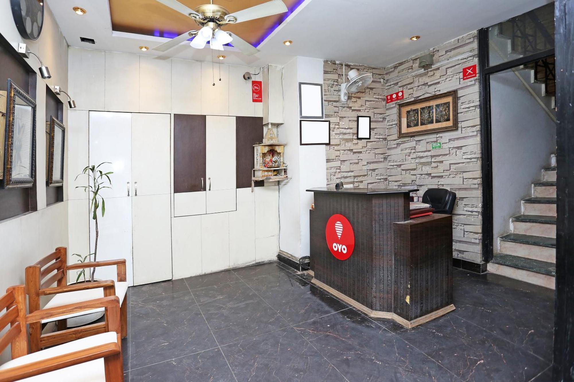Oyo Flagship Hotel F Five New Delhi Buitenkant foto